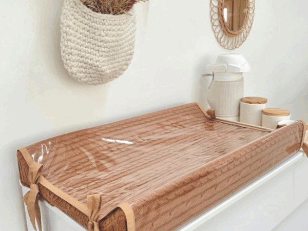 É necessário ter um trocador de bebê no quarto?